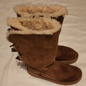 UGG Brown Shearling Winter Boots